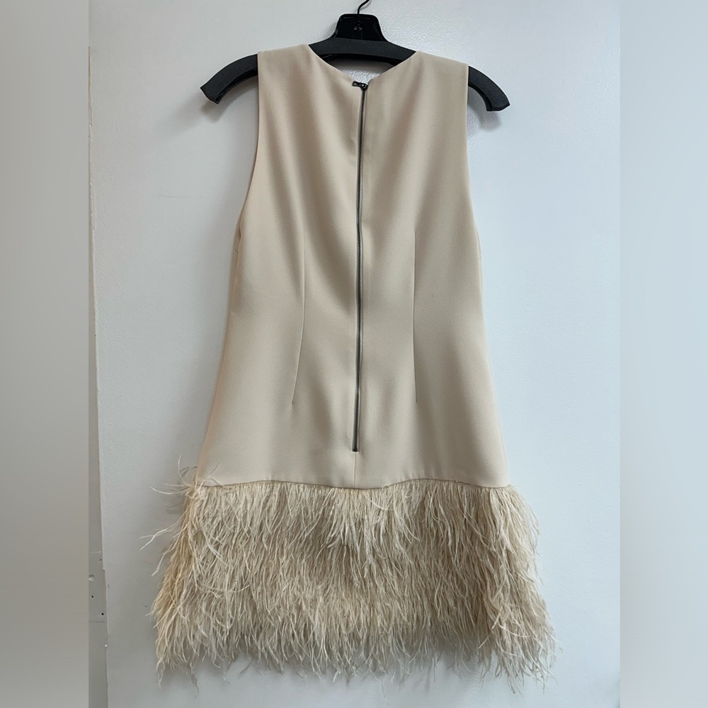 Alice + Olivia Coley Feather Dress in Cream - Picture 4 of 7